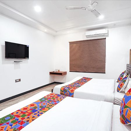 Fabhotel Villa De Benares Exterior photo