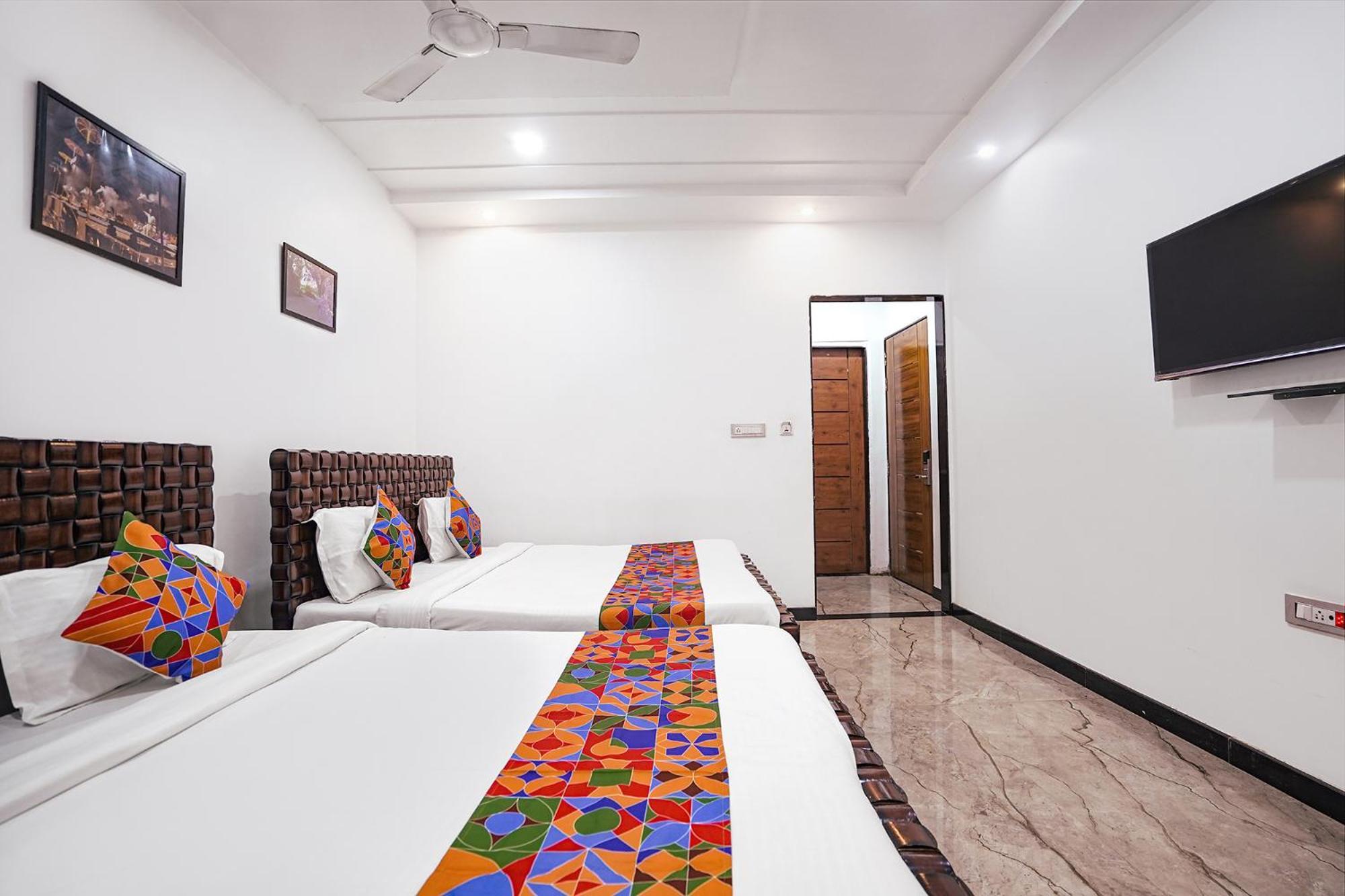 Fabhotel Villa De Benares Exterior photo