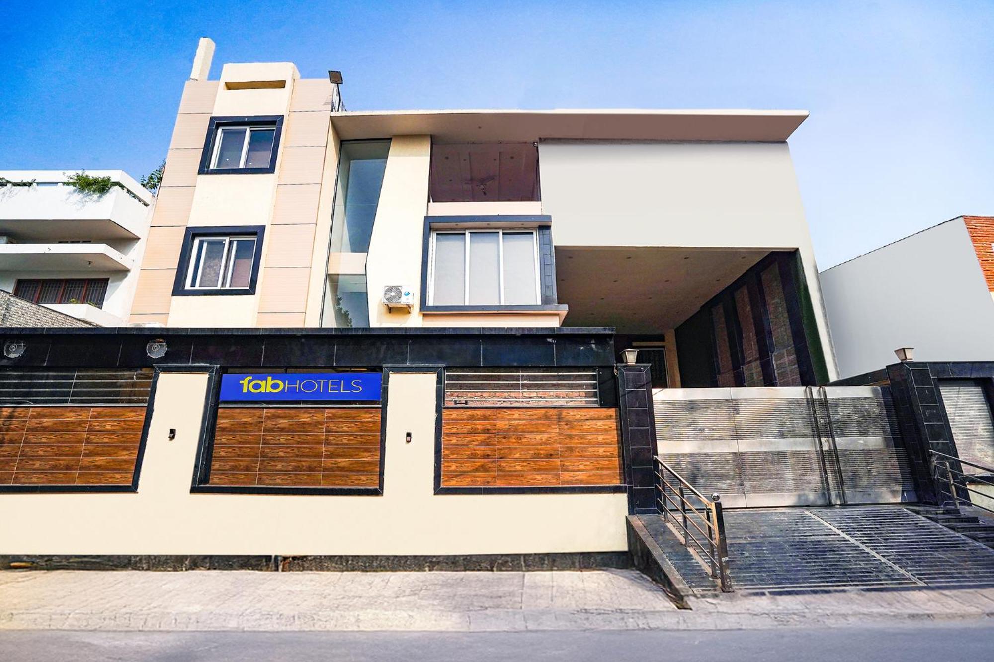 Fabhotel Villa De Benares Exterior photo