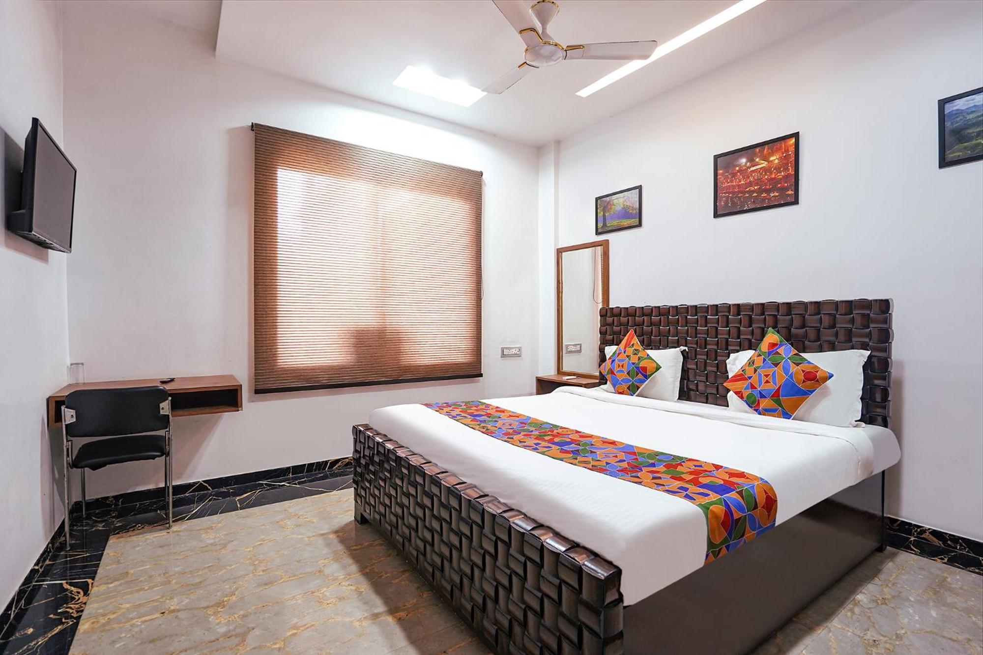 Fabhotel Villa De Benares Exterior photo